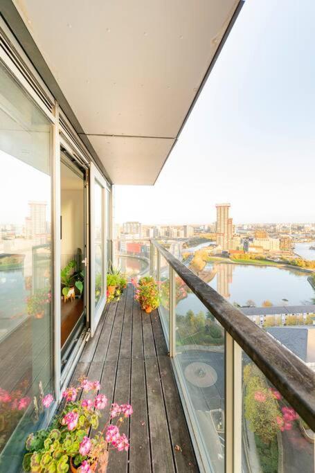 London Skylineviews 2 Bed 2 Bath Flat Near Canary Wharf, O2 & Excel Exterior foto